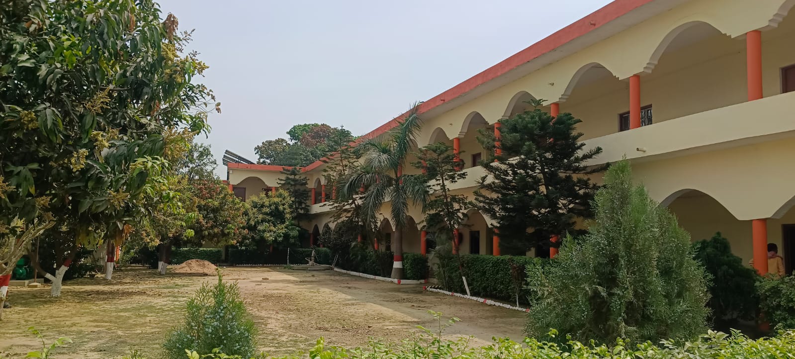 SHRI RAMCHANDRA BADAMI MAHILA MAHAVIDYALAYA, VIDHYAPARA, CHAUKIYA, GHAZIPUR	